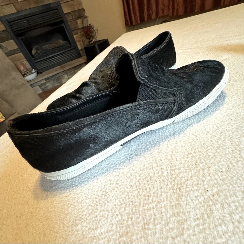 (7.5) Salt N Peppa Kenneth Cole Reaction Cow Hair Black Loafers